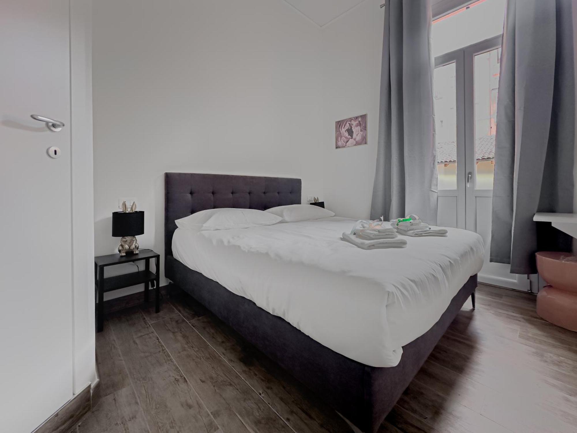Realkasa Galliera Home & Suites Болоня Екстериор снимка